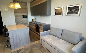 Project Comfort Apartament Siedmiogrodzka 1A/4 Wola-Srodmiescie
